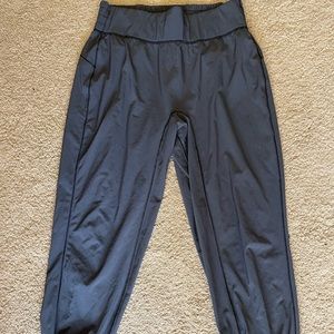 Womens lululemon joggers